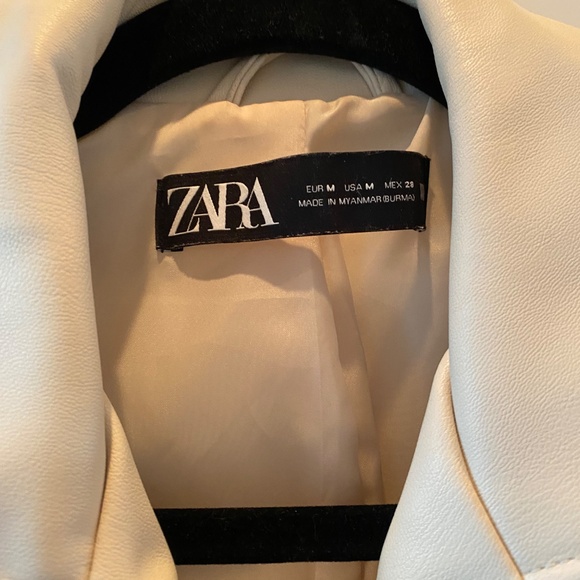 Zara faux leather moto jacket - Picture 2 of 6